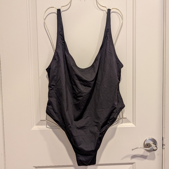 SKIMS Other - NWT SKIMS Signature Swim SCOOP NECK ONE PIECE Black Onyx 3X
